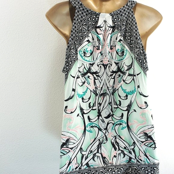 White house black market embellished v-neck tunic top size M - Picture 4 of 4